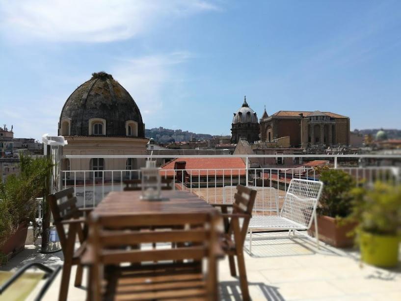 Naples In The History 4M Bed & Breakfast Luaran gambar